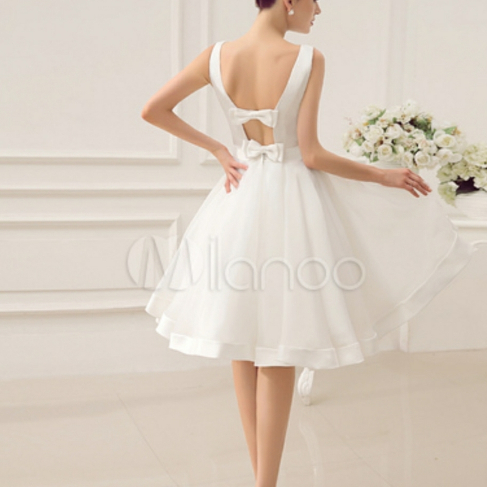 Elegant White Wedding Dress